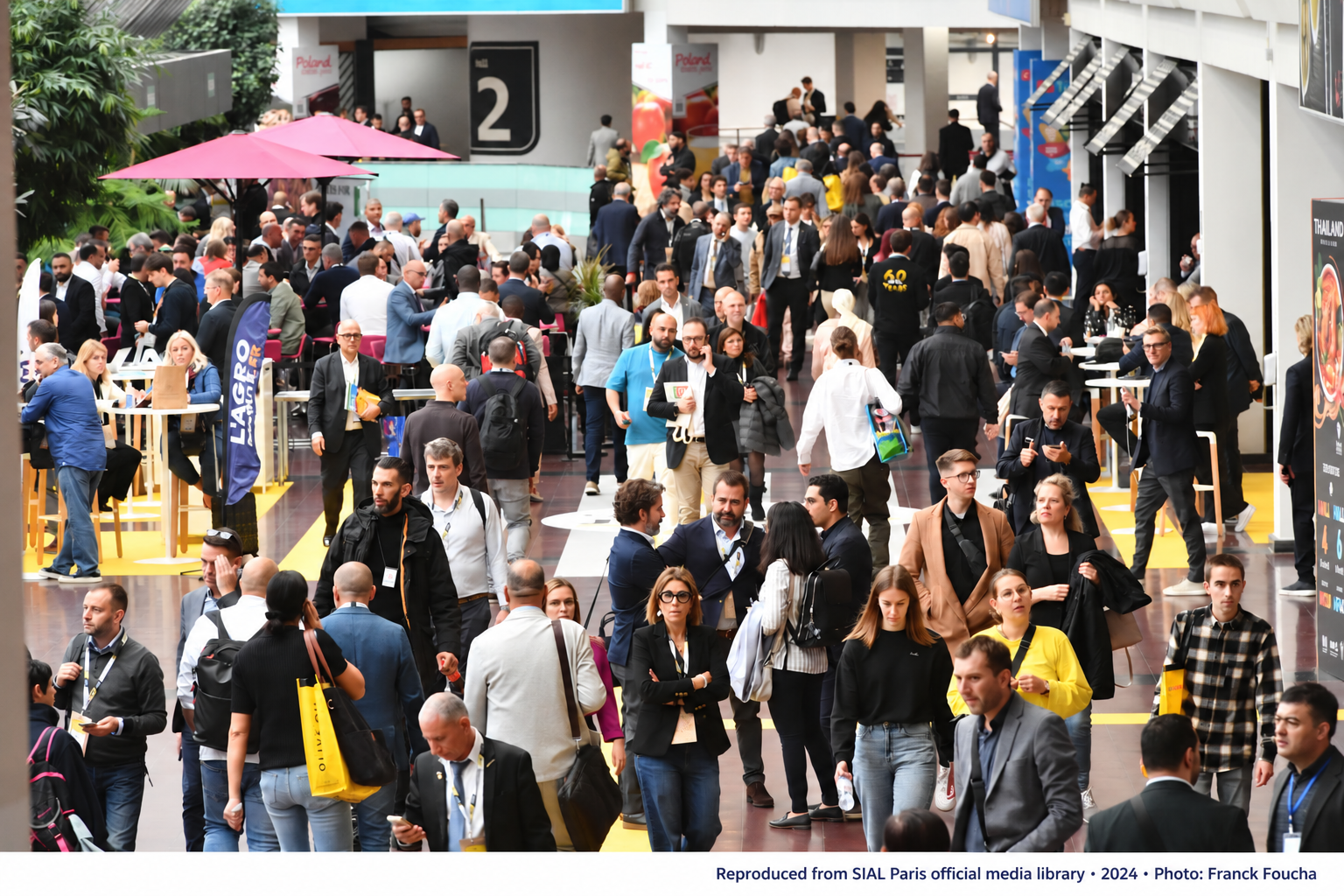 SIAL Paris 2026: What Restaurant and Beverage Buyers Should Know
